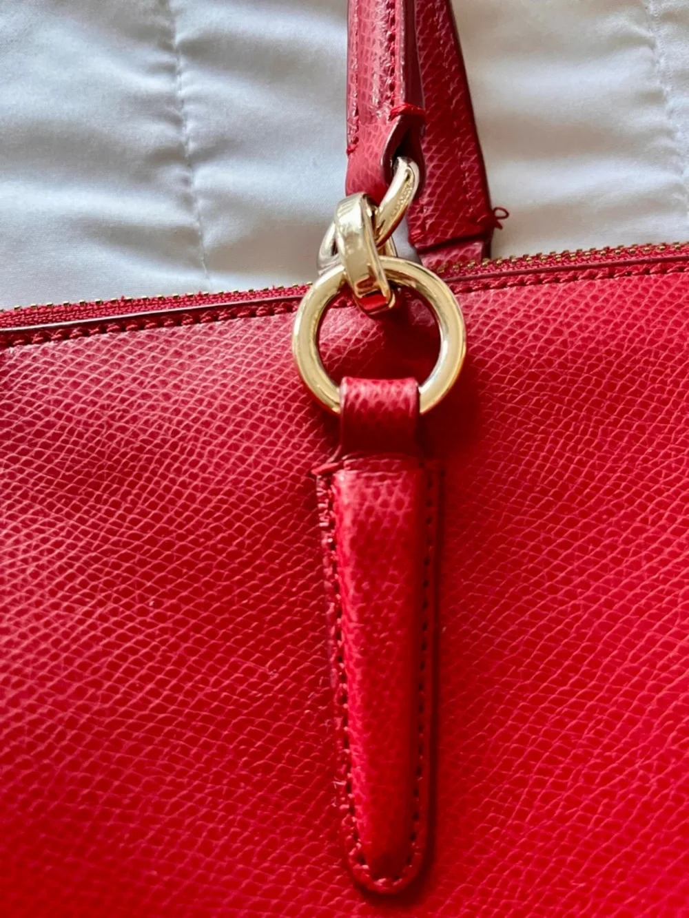 Vintage Coach Red Leather Satchel with Gold Hardware - Picture 13 of 13